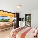 Grand Central Apartment With 3 Bedrooms In Porec!