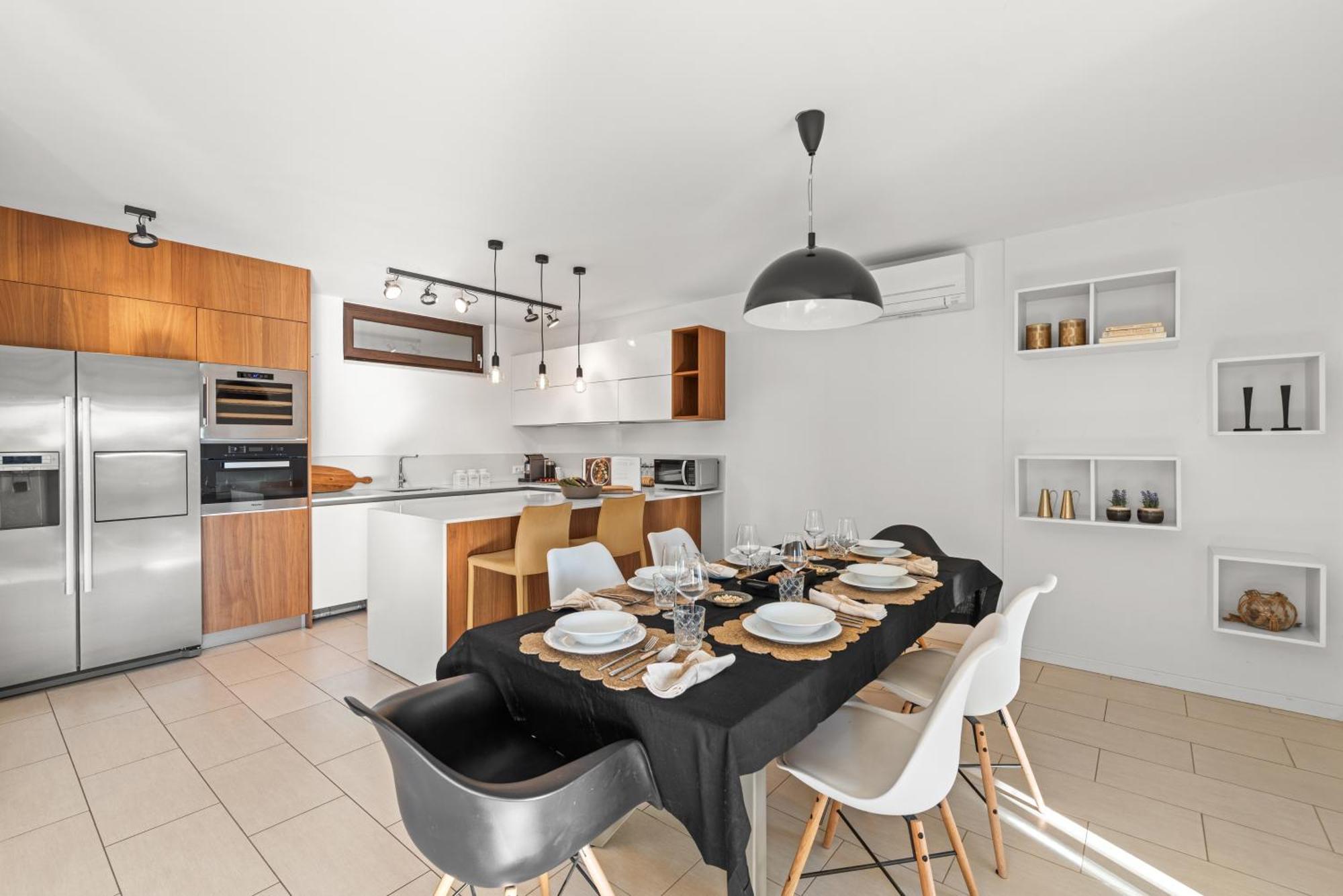 Grand With 3 Bedrooms In Porec!