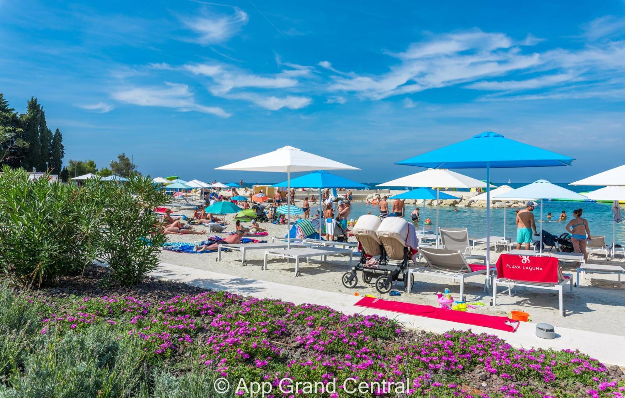Grand With 3 Bedrooms In Porec! Porec